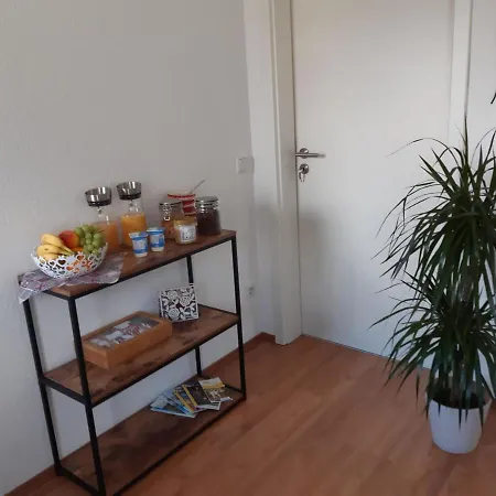 Gastezimmer Rosi * Bad Klosterlausnitz
